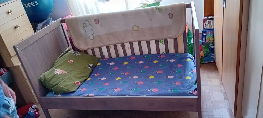 Berço de criança + colchão