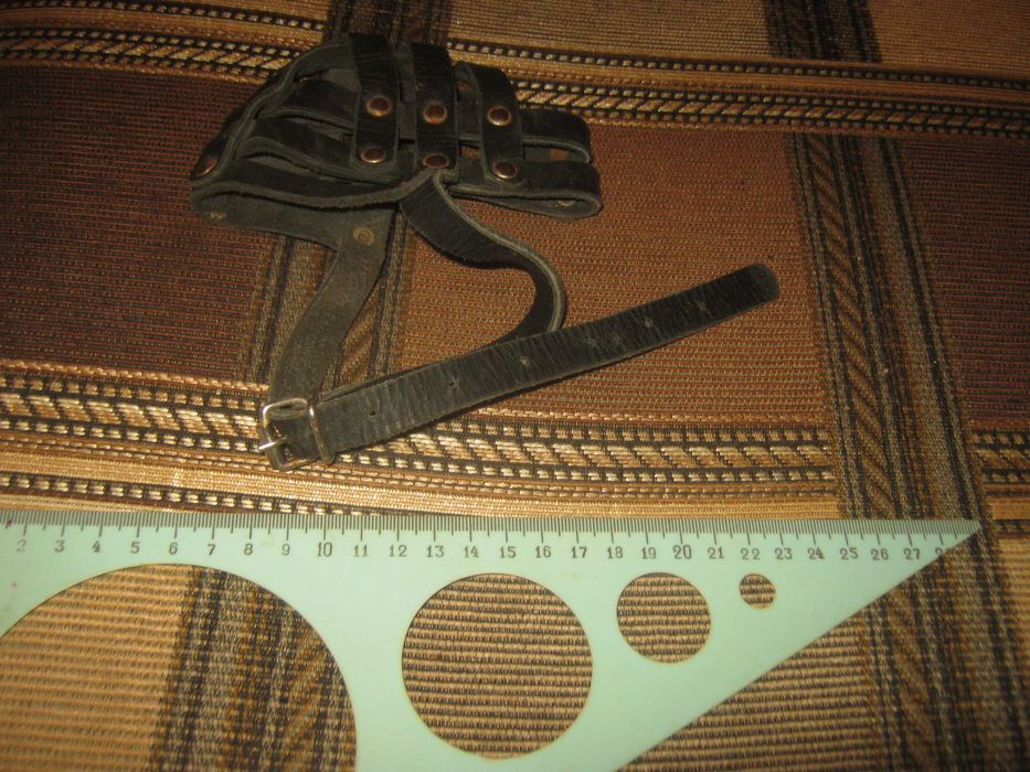 Новый кожаный намордник