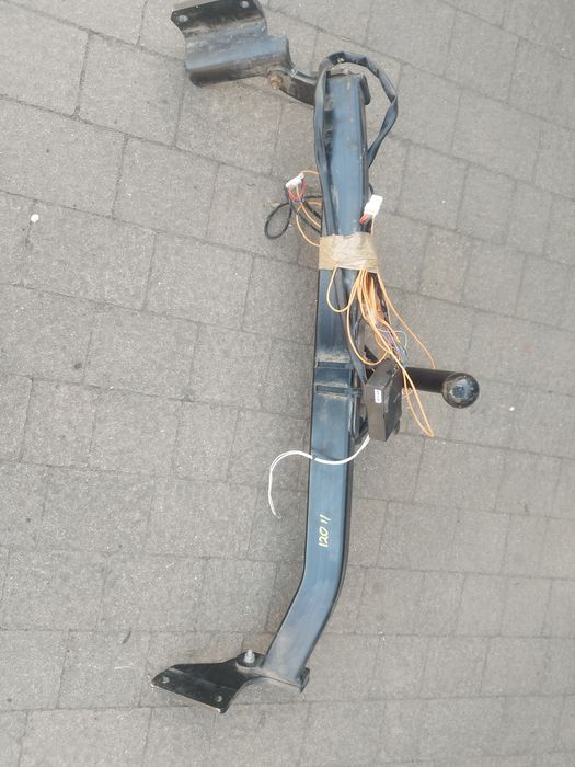 Hak holowniczy  Hyundai i 20