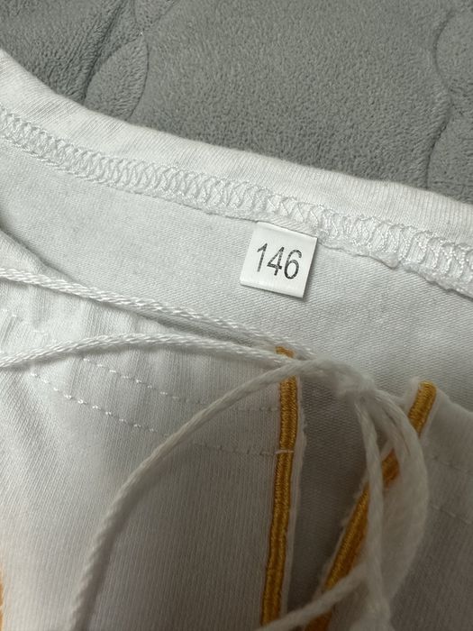 Вишита футболка