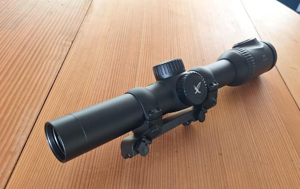 Swarovski z8i 1-8x24