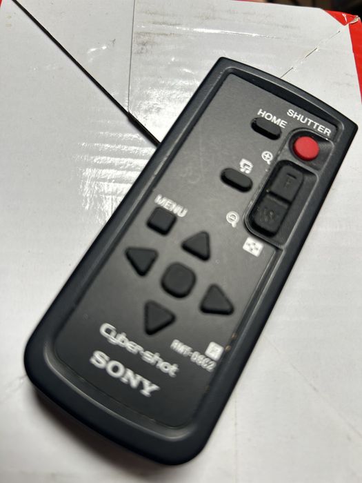 Pilot aparatu SONY RMT DSC2
