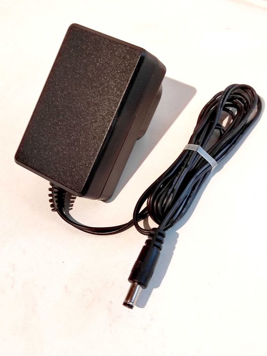 Блок живлення: 12в 3,5А  та  12в 0,5А