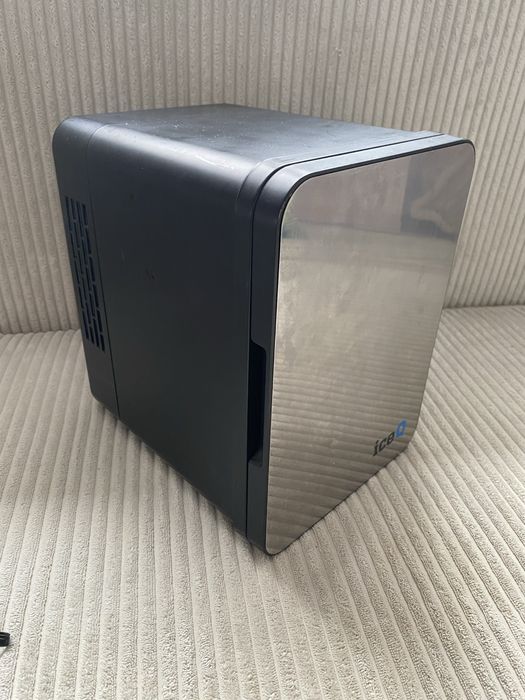 mini lodówka marki IceQ