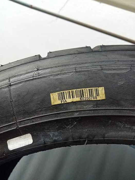 Pneu Formula 1 usado Estoril