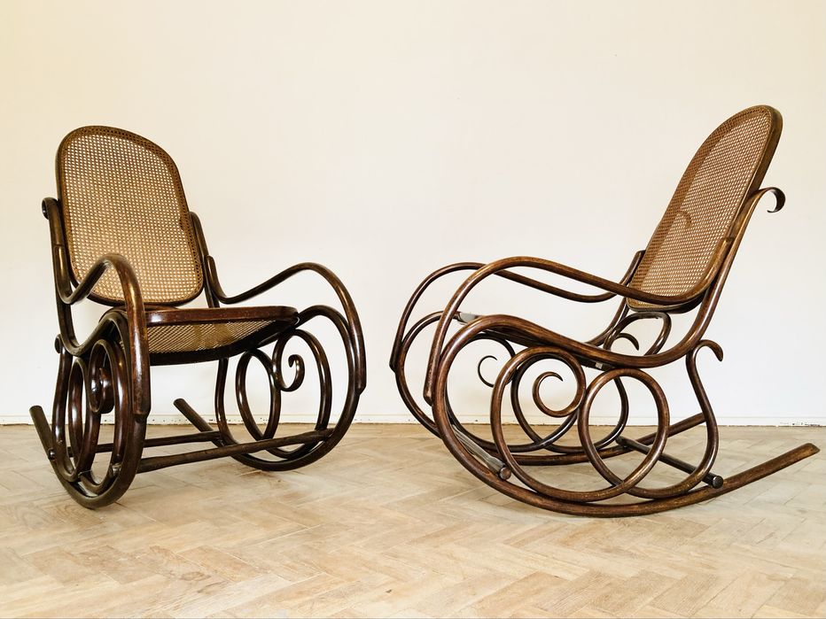 2 Cadeiras baloiço Michael Thonet