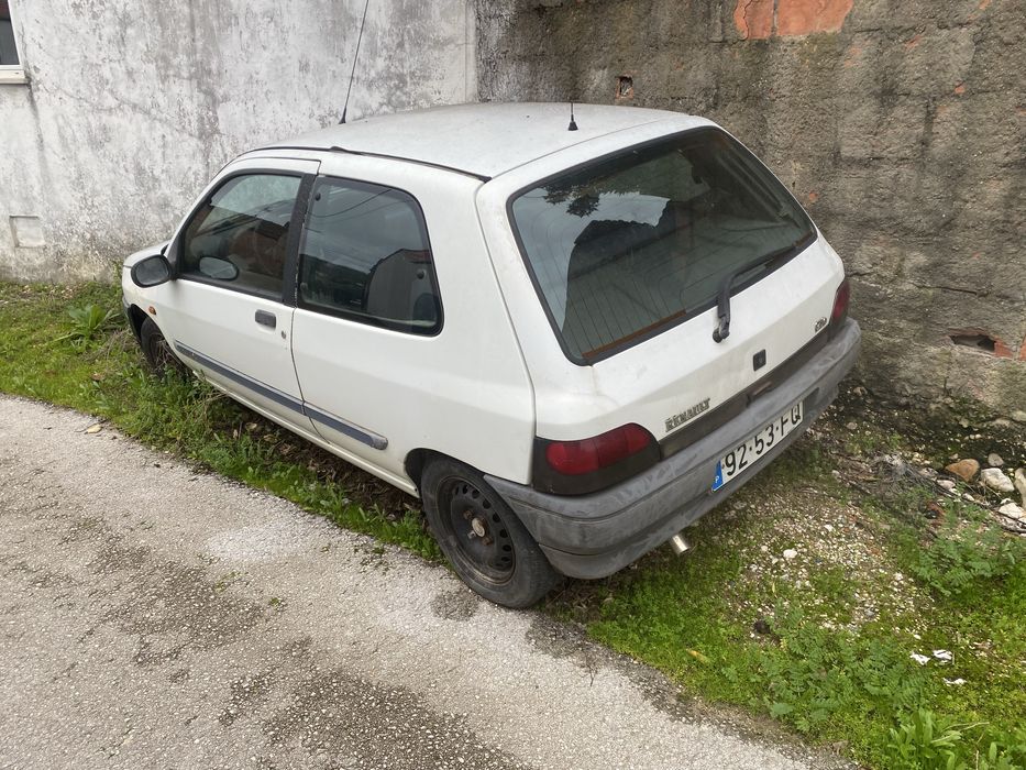 Renault clio bebop peças ou restauro