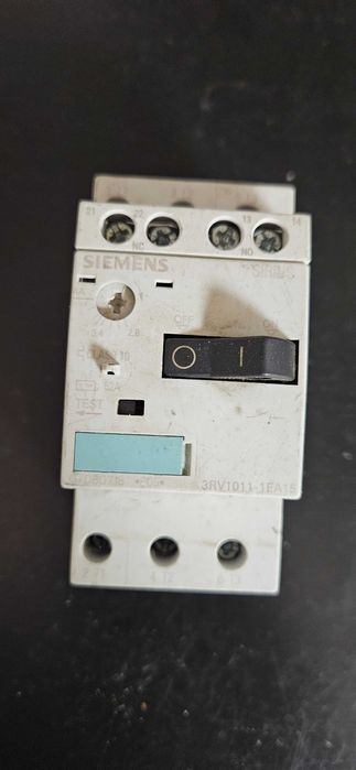 wyłącznik silnikowy 2.8-4A 1nc 1no