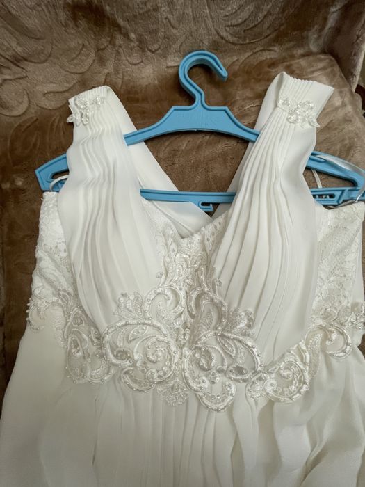 Весільна сукня в грецькому стилі