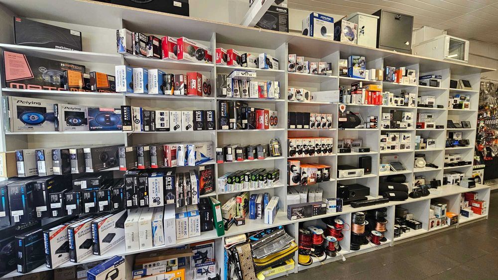 Kamera samochodowa wideorejestrator FineVu GX7000 + karta pamięci