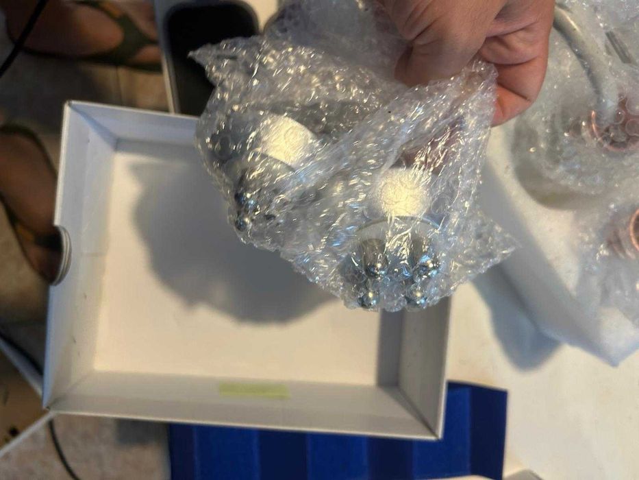 Máquina de Cavitação Ultrassónica 80K + Radiofrequência e Lipolaser (Completa com Carrinho e Gel)