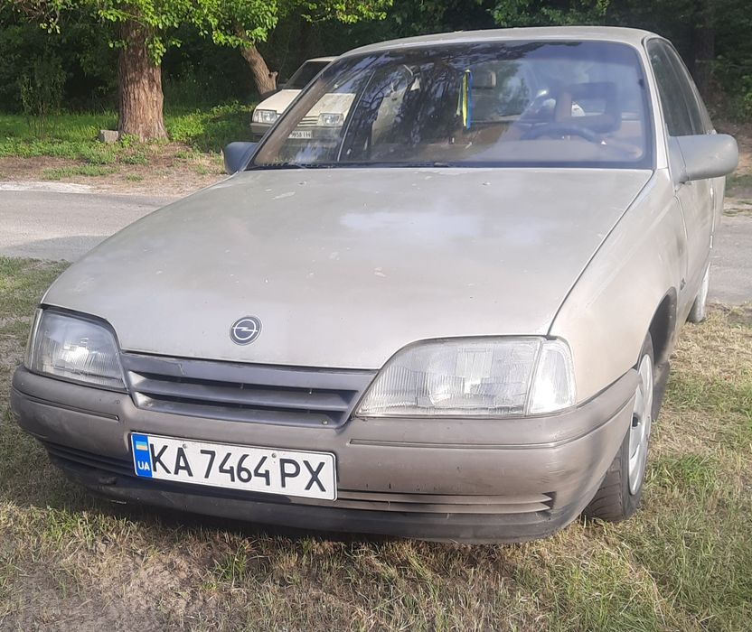 Opel Omega A, 1.8 бензин. 1987р.