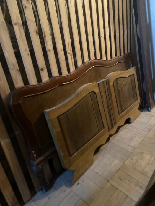 Conjunto de 3 Camas em Madeira Maciça (2 Solteiro + 1 Casal)