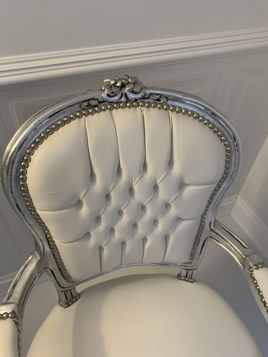 Krzesło w stylu glamour