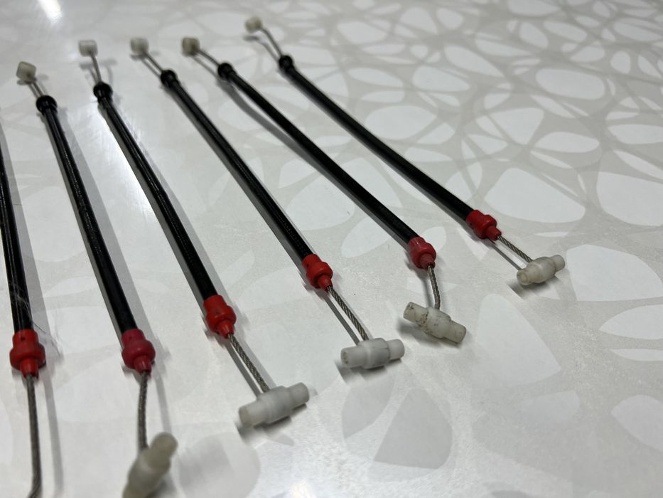 Тросик зовнішньої ручки БМВ Е39 внешней ручки BMW E39 передній задній