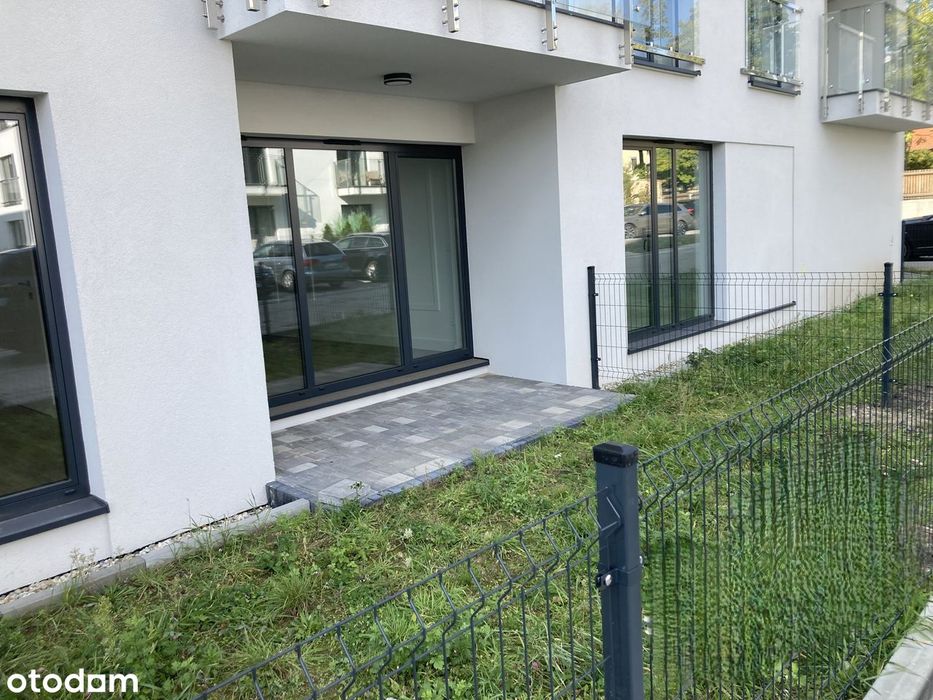 Do wprowadzenia.  Bezczynszowe z ogródkiem i tarasem. Widok na zamek