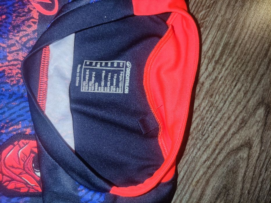 Zestaw koszulka spodenki piłkarskie Decathlon 7-8 lat