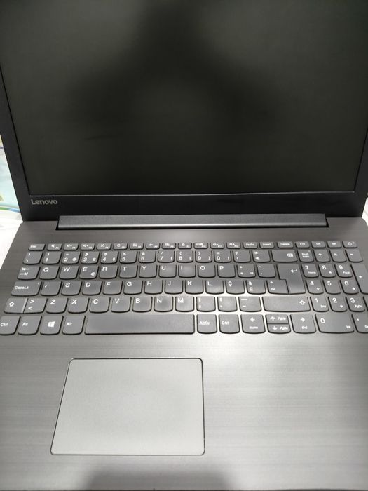 Portátil Lenovo bem estimado como novo