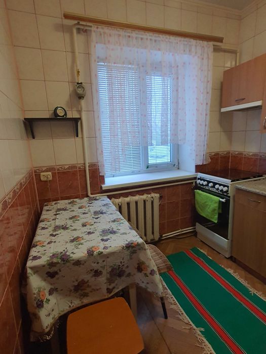 Продам 2 -о кімнатну квартиру з індівідуальним опаленням