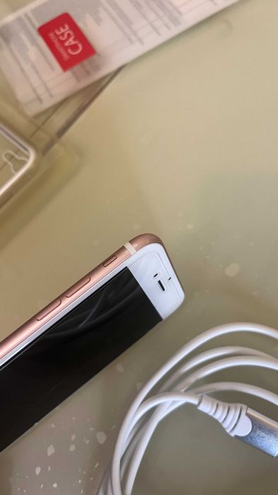 Смартфон Apple iPhone 7 Rose Gold Seller (рожевий), 128 Гб. Працює.
