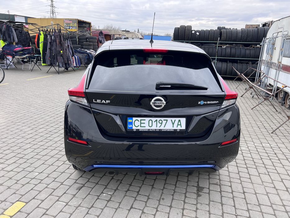 Нісан Ліф 2019 рік 40 кіловат запас 250 км