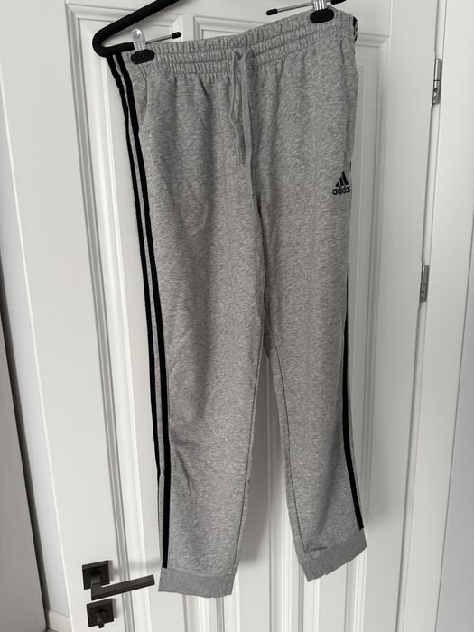 Чоловічий спортивний костюм Adidas