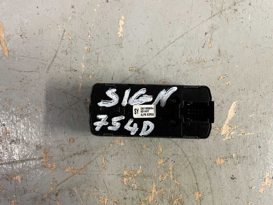 754D Przełącznik Szyb Lusterek Opel Vectra C Signum