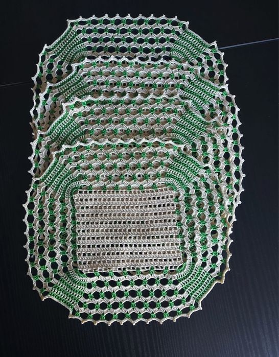 Conjunto de naprons em crochê