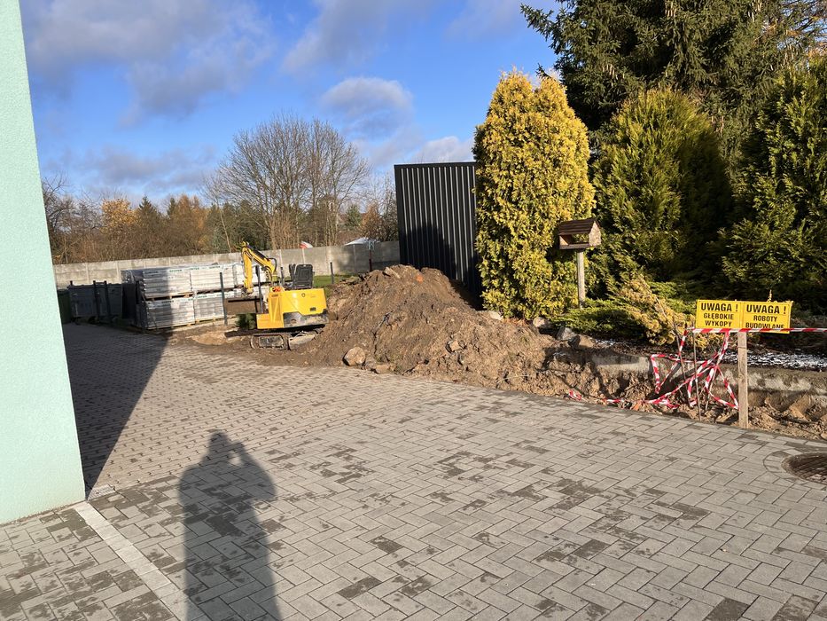 Usługi koparką i wyburzenia