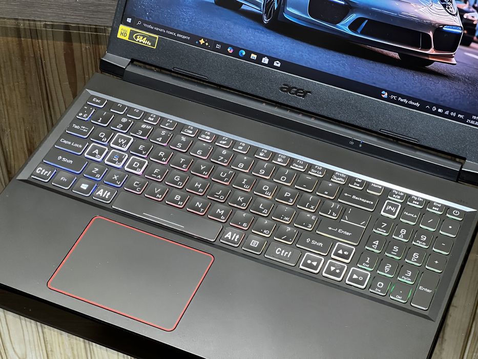 Acer Nitro 5, RTX2060, 144hz, I9 9980hk