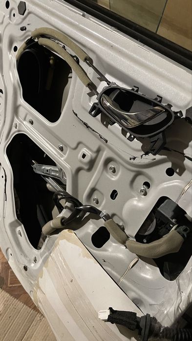 Дверь Nissan rogue Ниссан Х трейл Ниссан Роуг