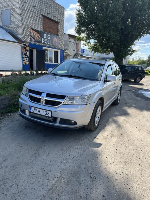 Dodge Journey.