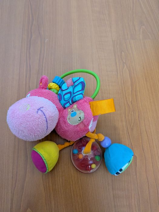 Conjunto brinquedos bebé chocalhos Chicco, Disney, Playgro e Nici