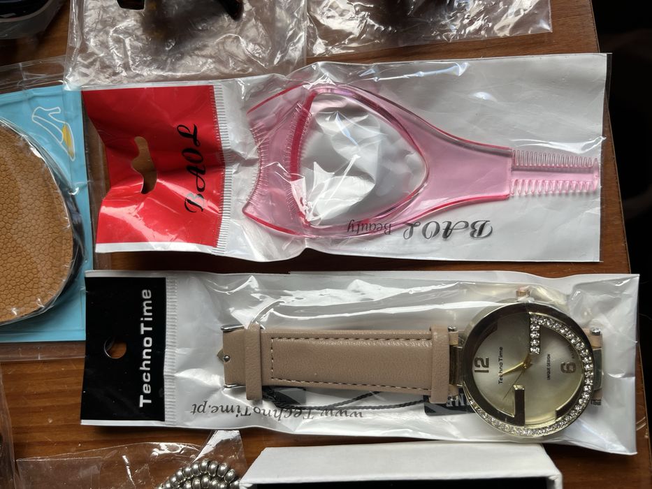 Vários acessórios (Novos)