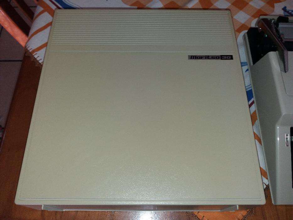 Máquina escrever antiga