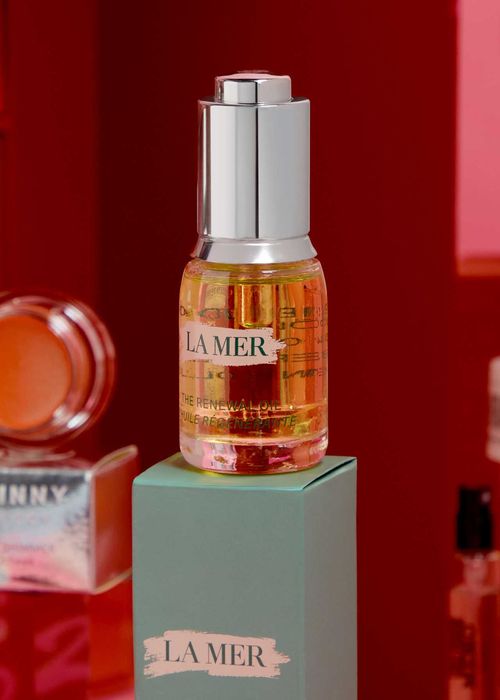 Лише ОДИН в наявності набів від бренд-магазину Harvey Nichols London- Beauty and Fragrance Advent Calendar - вмісткістю на  £1200