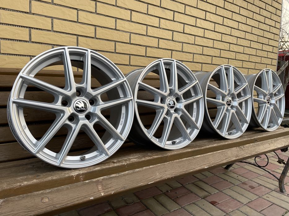 Диски Anzo R17 5.112 ET52 Шкода А5 А7 Гольф Джета Тоуран Сеат Кадік