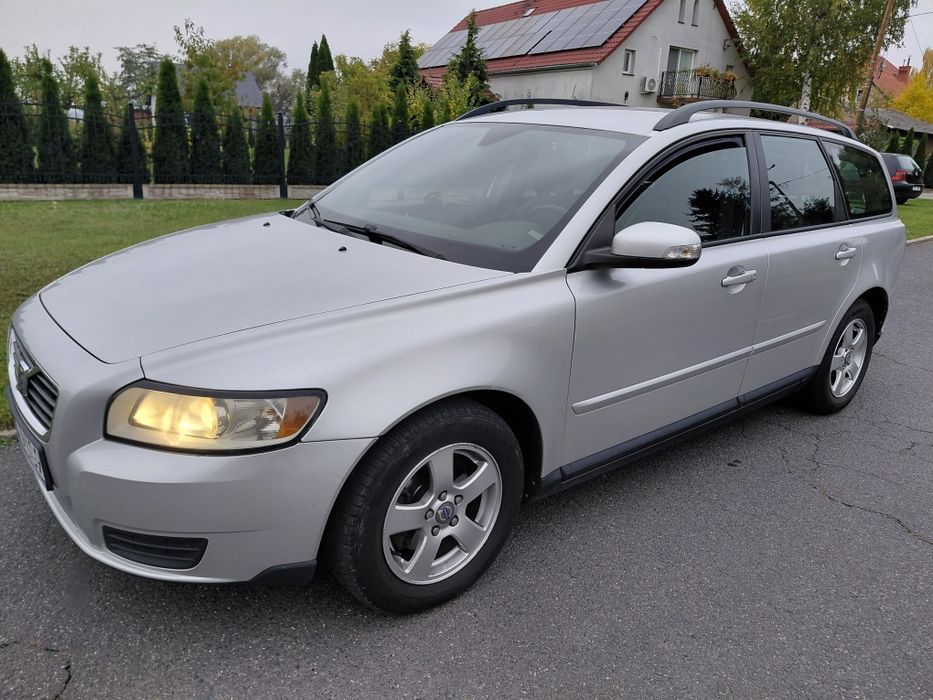 Volvo V50