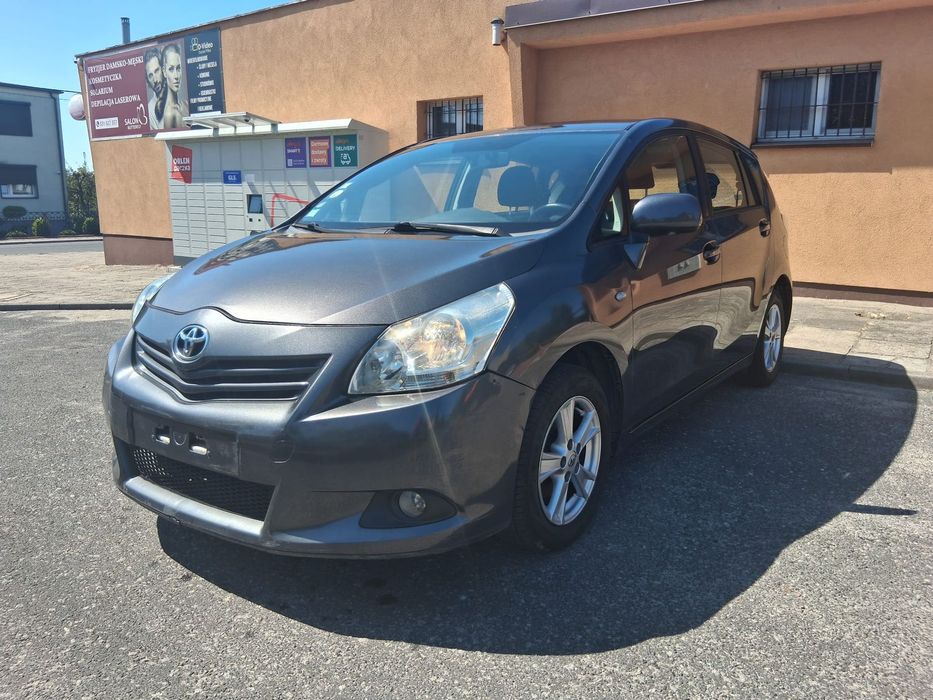 Toyota Verso 7 osobowa#klimatyzacja#Zadbana#Pali jezdzi#2 kluczyki