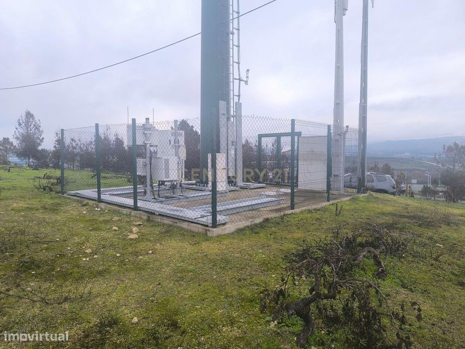 Terreno com vinha e poço - Perto da Zona Industrial de Chaves