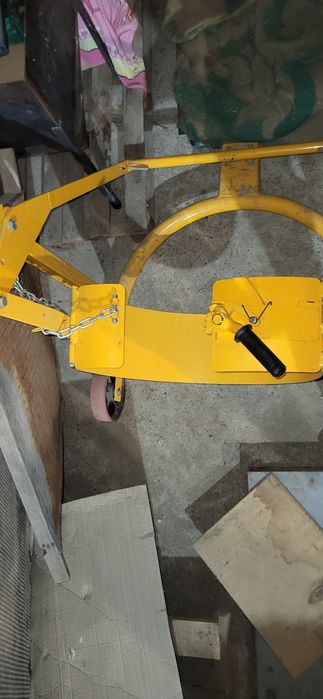 Транспортувальник і кантувач бочок CB-A80 GIANT MOVE