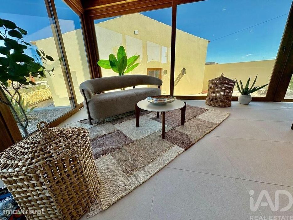 Casa / Villa T4 em Lagoa e Carvoeiro