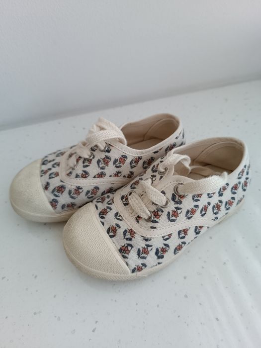 Кеди, макасини, кросівки Zara