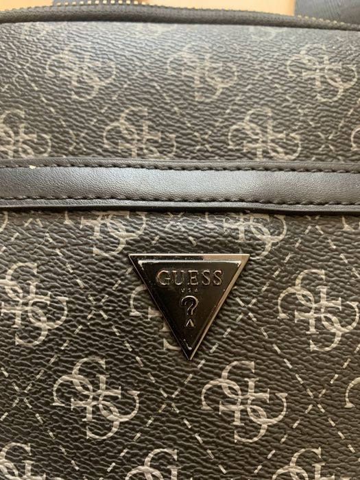 Saszetka męska Guess