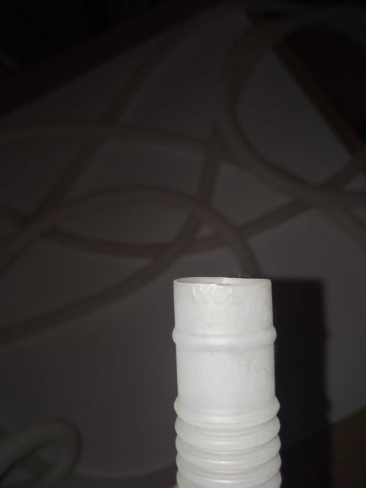 Труба ПВХ гибкая гофр., длина 2м, диаметр 24мм\20мм