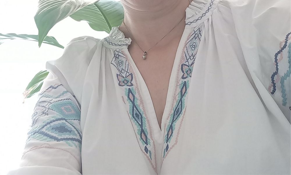 Вишиванка з натуральної тканини