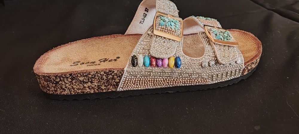 Sandálias Soon Her Shoes