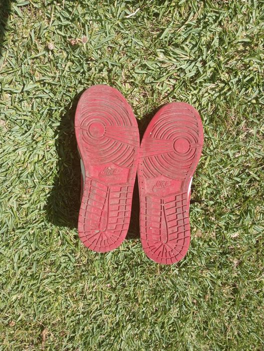 Air Jordan 1 Mid Gym Red Black White