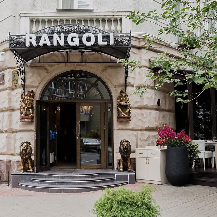 Продаж 380 м2 ресторан кафе магазин банк салон Шовковична 32/34