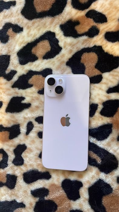 Iphone 14 lilás + capas